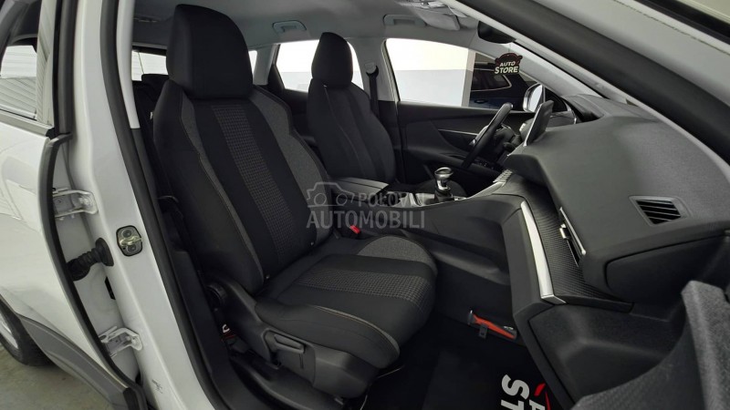 Peugeot 3008 1.2i PureTech