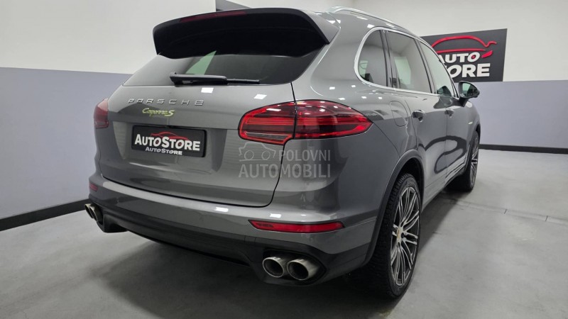 Porsche Cayenne 3.0 Hybrid