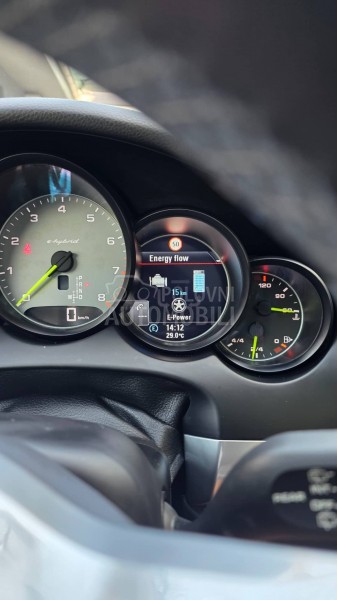 Porsche Cayenne 3.0 Hybrid