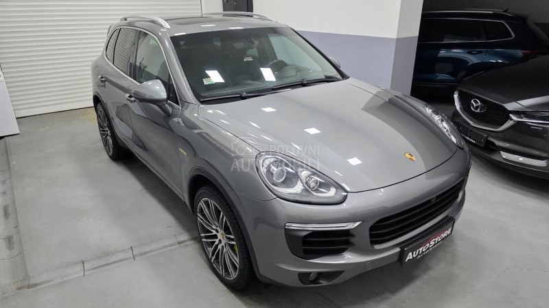 Porsche Cayenne 3.0 Hybrid