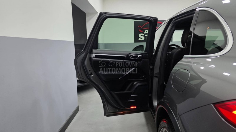 Porsche Cayenne 3.0 Hybrid