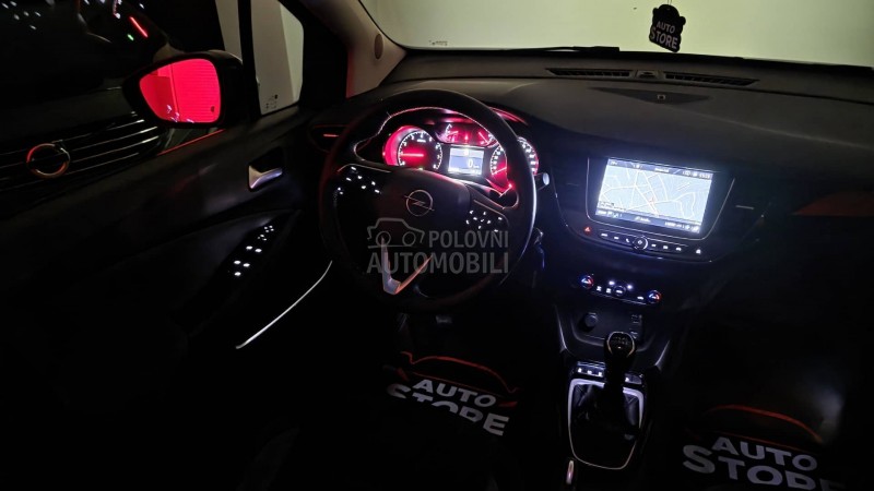 Opel Crossland X  