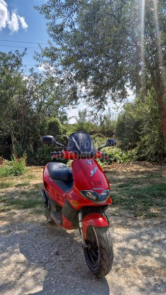 Gilera runner
