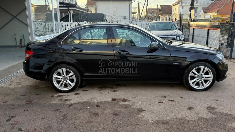 Mercedes Benz C 180 Avan zame