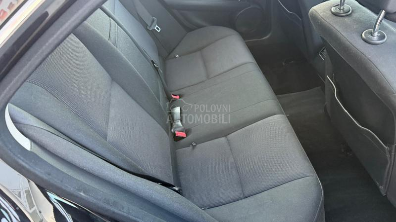 Mercedes Benz C 180 Avan zame