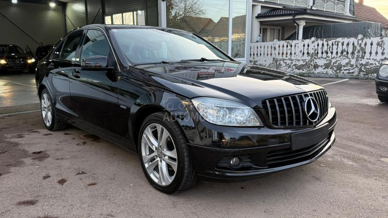Mercedes Benz C 180 Avan zame