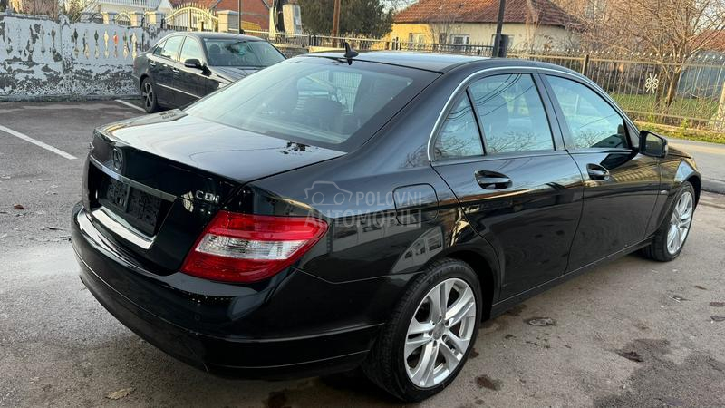 Mercedes Benz C 180 Avan zame