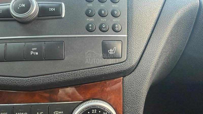 Mercedes Benz C 180 Avan zame