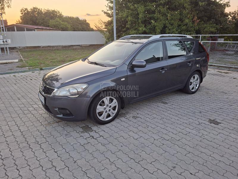 Kia cee`d sw 