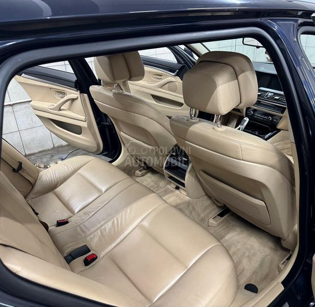 BMW 520 F11