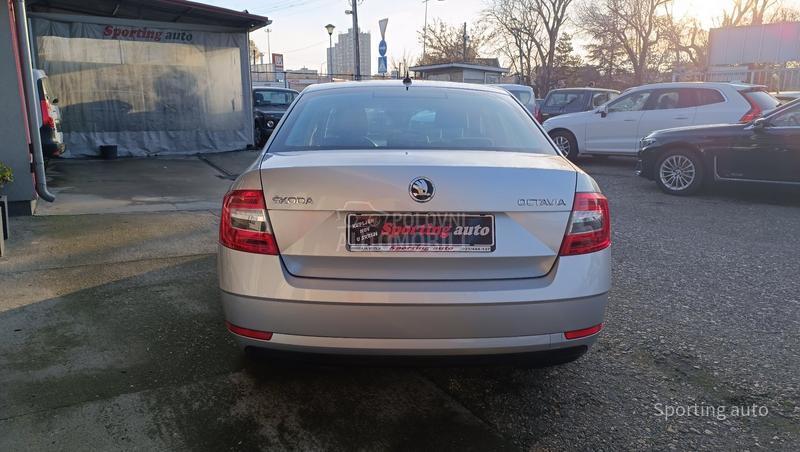 Škoda Octavia 1.6 TDI STYLE