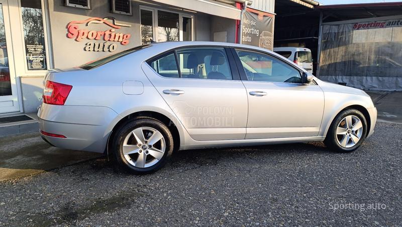 Škoda Octavia 1.6 TDI STYLE