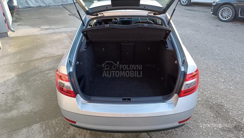 Škoda Octavia 1.6 TDI STYLE