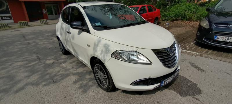 Lancia Ypsilon 1,3 lanac 4 cilindra