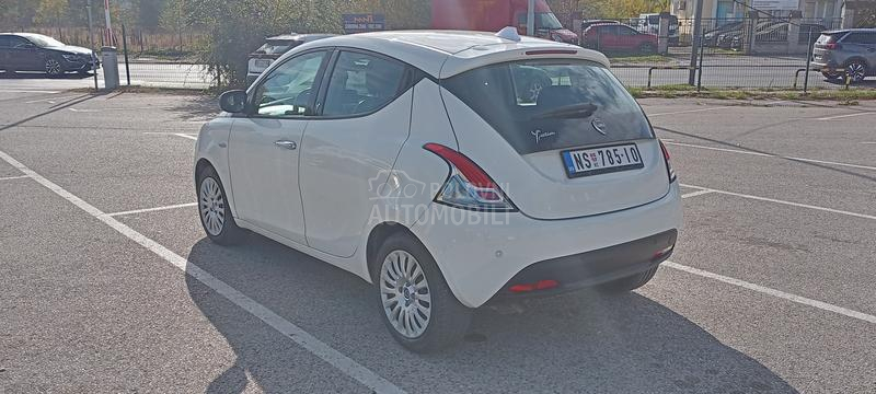 Lancia Ypsilon 1,3 lanac 4 cilindra