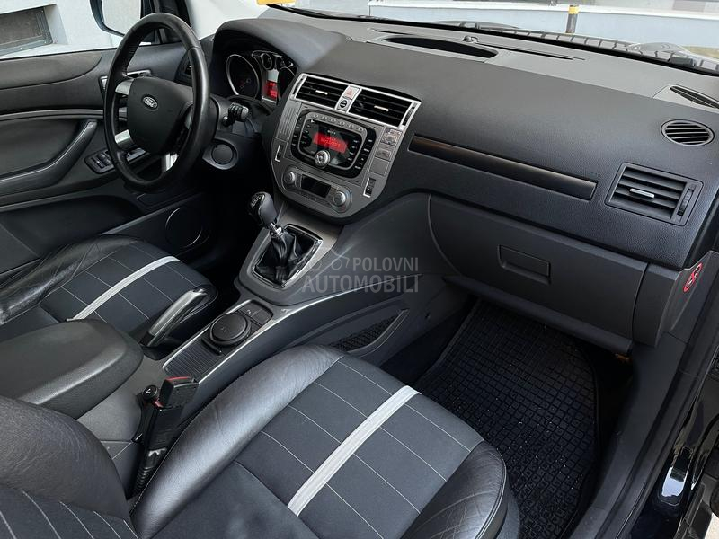 Ford Kuga TDCI/4X4/TITANIUM