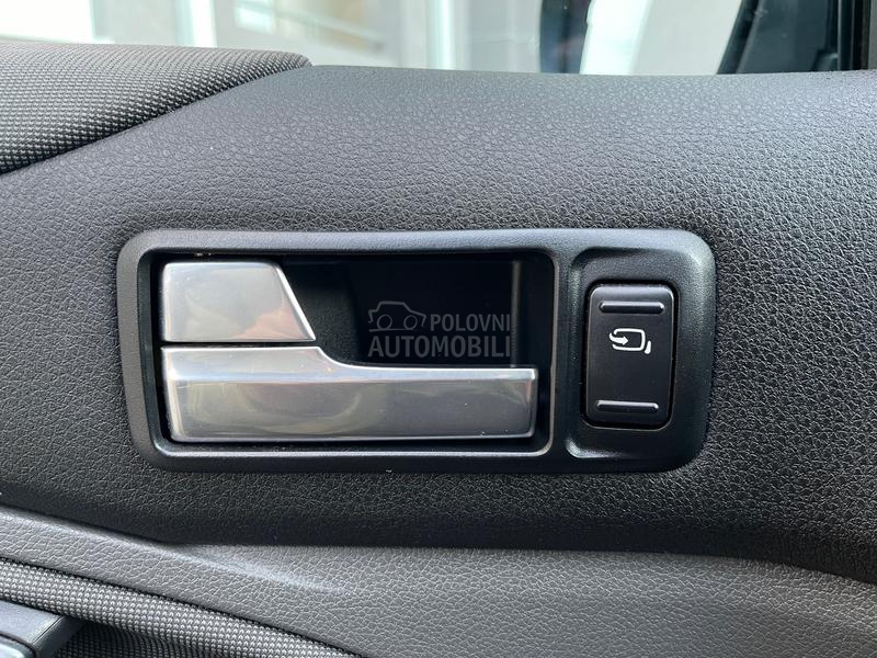 Ford Kuga TDCI/4X4/TITANIUM