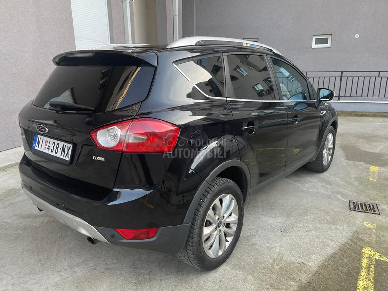 Ford Kuga TDCI/4X4/TITANIUM