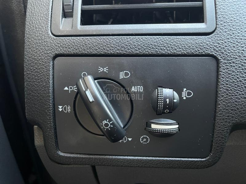 Ford Kuga TDCI/4X4/TITANIUM