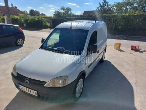 Opel Combo 1.6 B / METAN