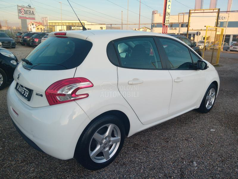 Peugeot 208 1.4 hdi