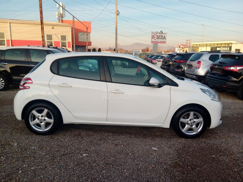 Peugeot 208 1.4 hdi