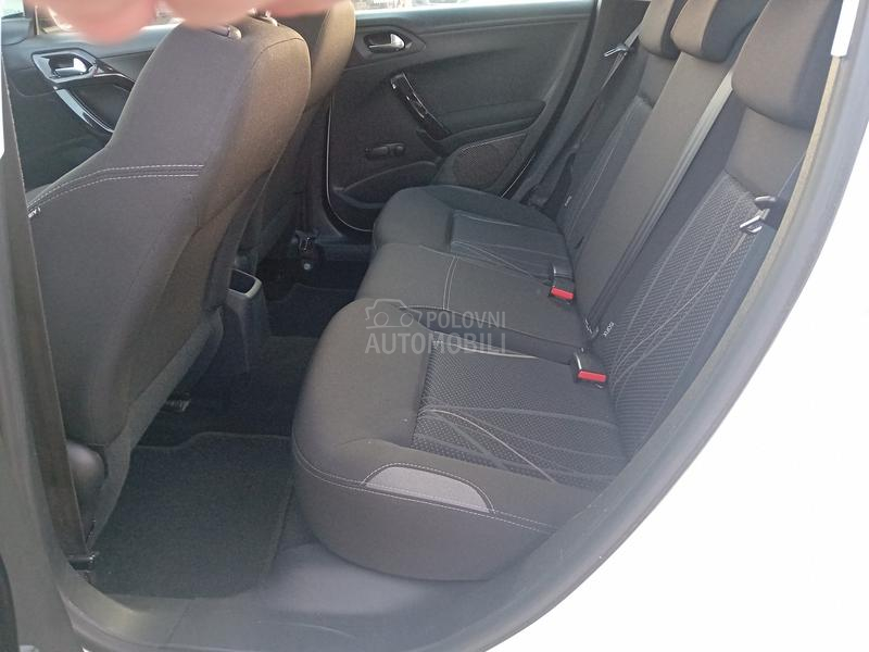 Peugeot 208 1.4 hdi