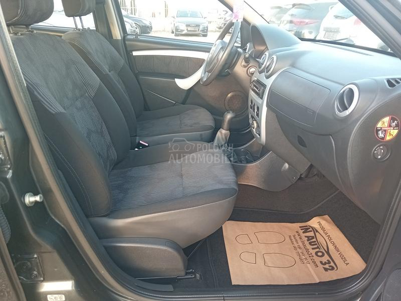 Dacia Sandero 1.4 8V tng