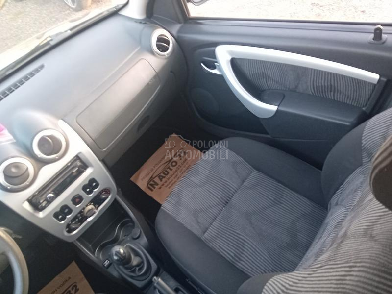 Dacia Sandero 1.4 8V tng