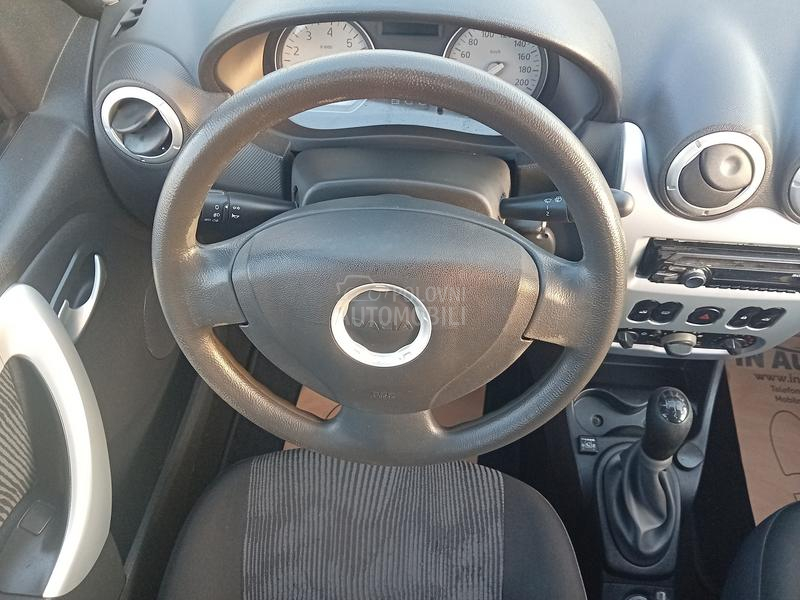 Dacia Sandero 1.4 8V tng