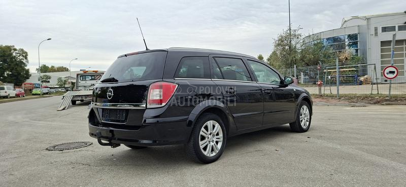 Opel Astra H 1.6 16v C.O.S.M.O