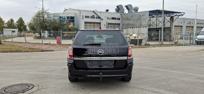 Opel Astra H 1.6 16v C.O.S.M.O