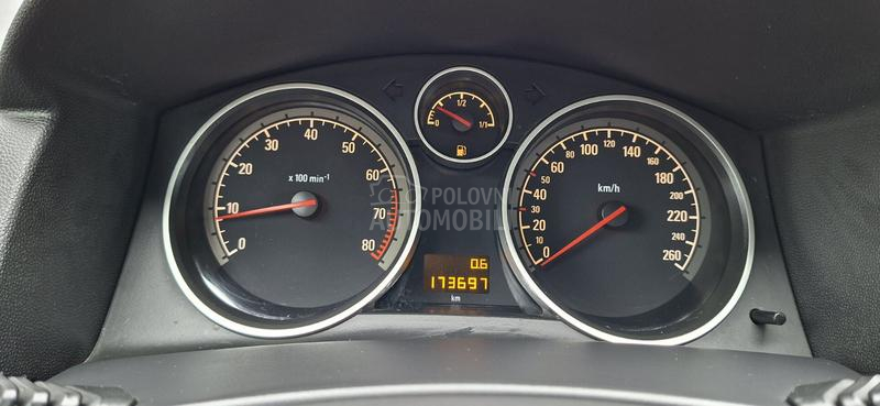 Opel Astra H 1.6 16v C.O.S.M.O