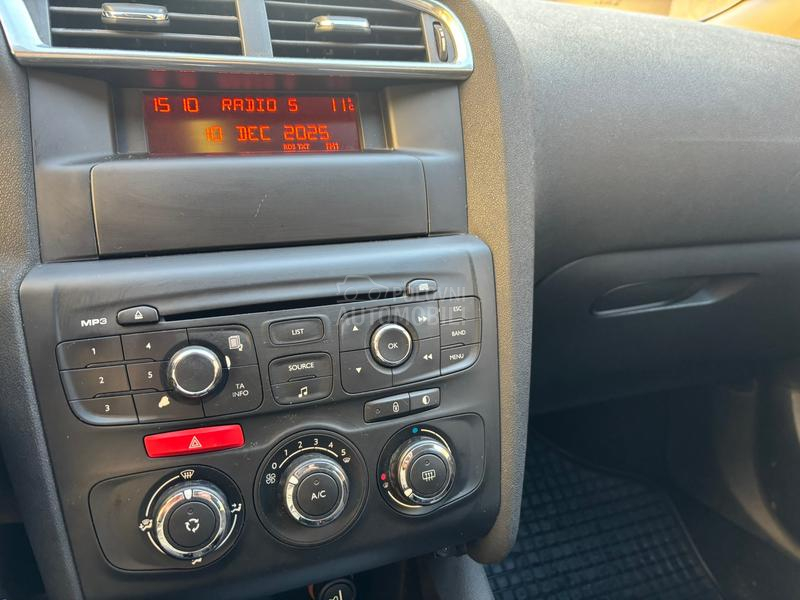 Citroen C4 1.4 Reg 1 godin.u