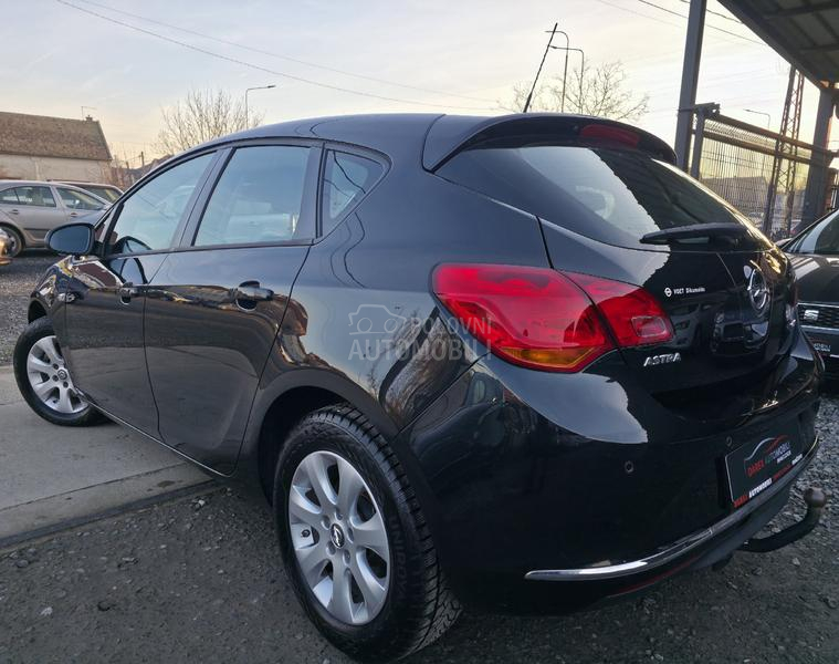 Opel Astra J 1.6 TDCI