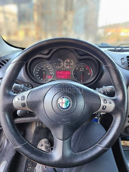 Alfa Romeo 147 1.9 Jtdm