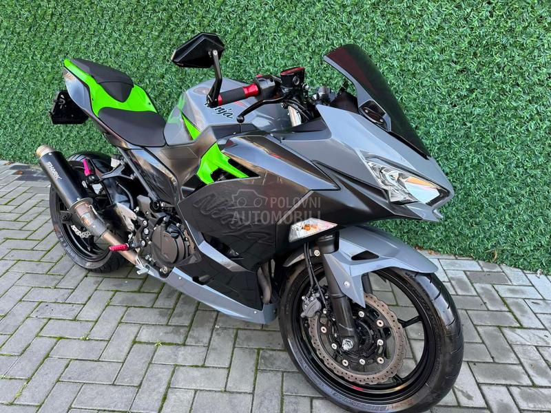 Kawasaki Ninja 400
