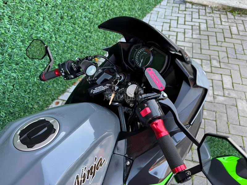 Kawasaki Ninja 400