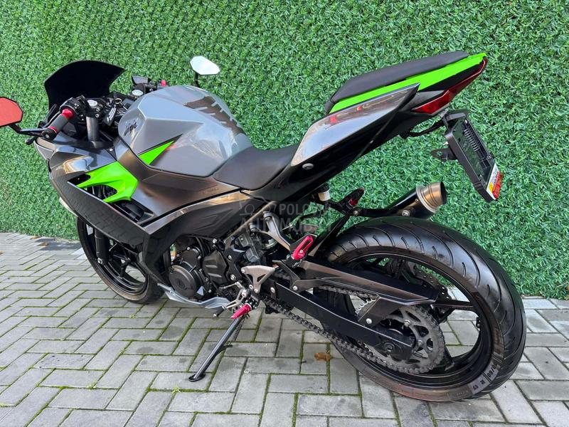 Kawasaki Ninja 400