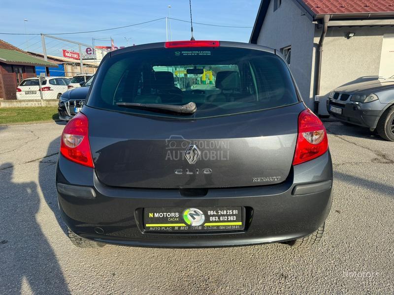 Renault Clio 1.5 DCI