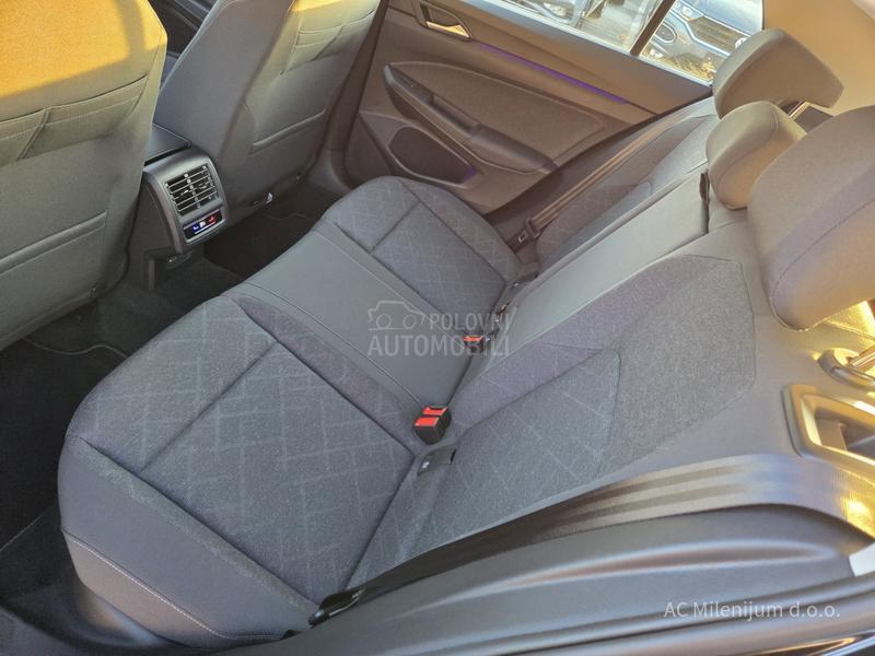 Volkswagen Golf 8 2.0 Tdi-Dsg