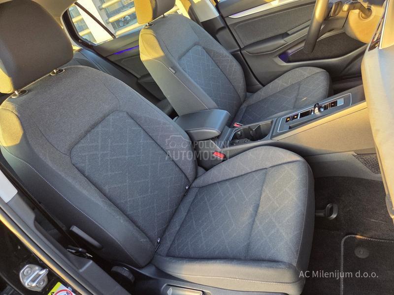 Volkswagen Golf 8 2.0 Tdi-Dsg