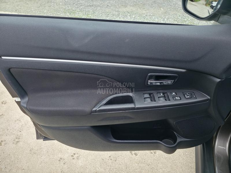 Mitsubishi ASX 1.8 DI-D N.A.V.I