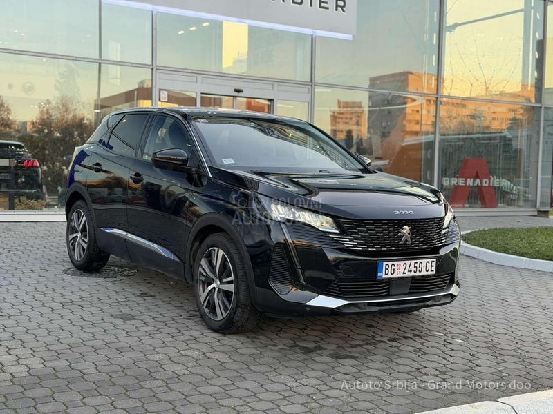 Peugeot 3008 1.2 PureTech ALLURE