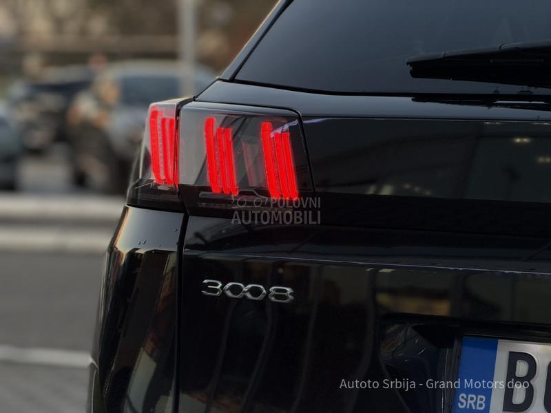 Peugeot 3008 1.2 PureTech ALLURE