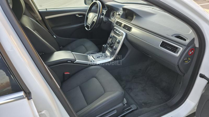 Volvo V70 1.6D/AUTOMA T/CH
