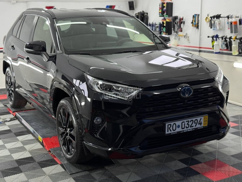Toyota RAV 4 BLACK EDITION