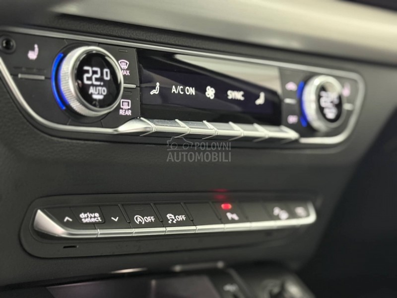 Audi Q5 SportbackSlineMatrix