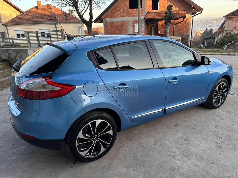 Renault Megane 1.2 BOSE CH