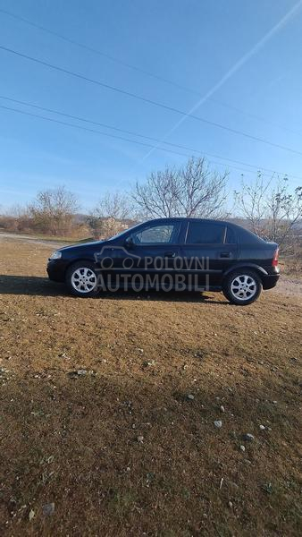 svi auto delovi